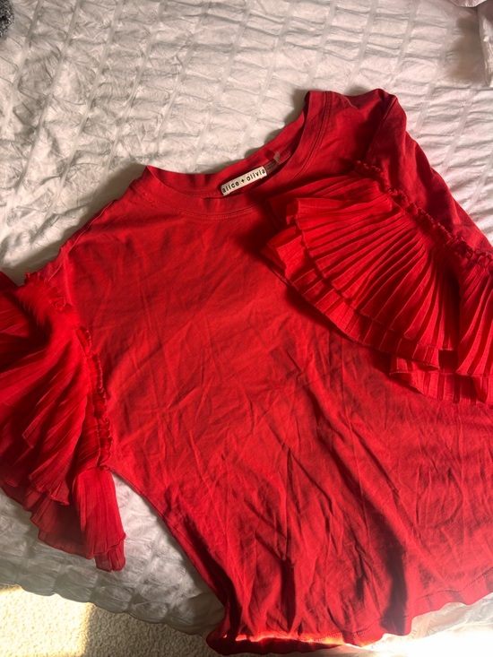 Alice + Olivia Tops - Alice & Olivia Women's Red Ruffle Sleeve Cotton Short Sleeve Top